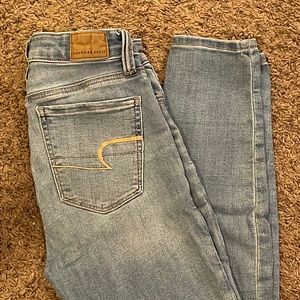 American Eagle Jegging, super high rise, size 00 Regular, no rips